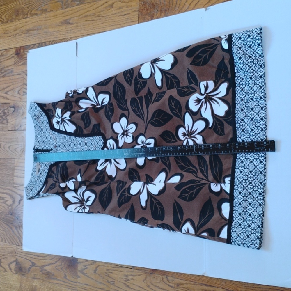 Tommy Bahama Brown and White Floral Dress - Picture 14 of 14